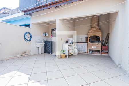 Casa à venda com 145m², 3 quartos e 2 vagasQuintal e churrasqueira