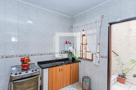 Casa à venda com 145m², 3 quartos e 2 vagasCozinha