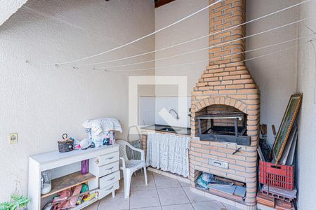 Casa à venda com 145m², 3 quartos e 2 vagasQuintal e churrasqueira