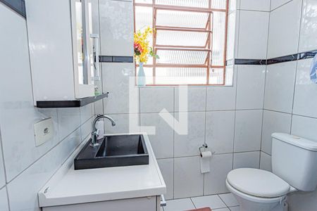 Casa à venda com 145m², 3 quartos e 2 vagasBanheiro