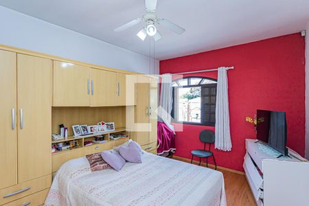 Casa à venda com 145m², 3 quartos e 2 vagasSuite