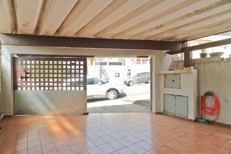 Casa à venda com 139m², 2 quartos e 2 vagasGaragem