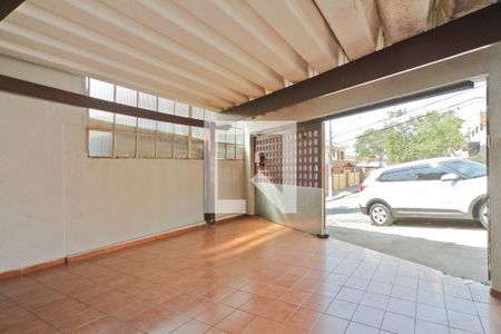 Casa à venda com 139m², 2 quartos e 2 vagasGaragem