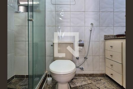 Apartamento à venda com 80m², 2 quartos e 1 vaga Apartamento à venda com 80m², 2 quartos e 1 vagaBanheiro da Suíte