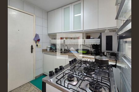 Apartamento à venda com 80m², 2 quartos e 1 vaga Apartamento à venda com 80m², 2 quartos e 1 vagaCozinha