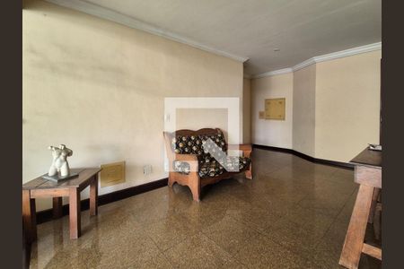 Apartamento à venda com 80m², 2 quartos e 1 vaga Apartamento à venda com 80m², 2 quartos e 1 vagaHall de entrada