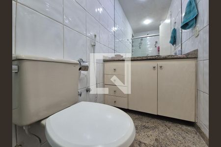 Apartamento à venda com 80m², 2 quartos e 1 vaga Apartamento à venda com 80m², 2 quartos e 1 vagaBanheiro da Suíte