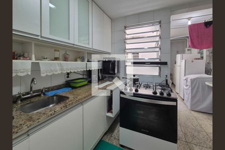 Apartamento à venda com 80m², 2 quartos e 1 vaga Apartamento à venda com 80m², 2 quartos e 1 vagaCozinha