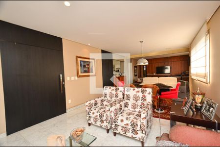 Sala 3 ambientes de apartamento para alugar com 3 quartos, 144m² em Santo Antônio, Belo Horizonte