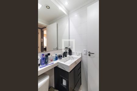 Apartamento à venda com 38m², 2 quartos e sem vaga Apartamento à venda com 38m², 2 quartos e sem vagaBanheiro
