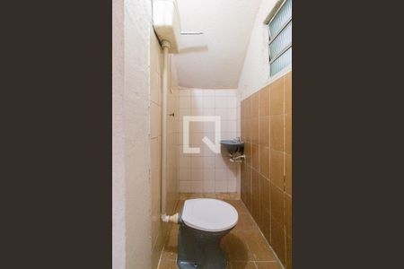 Casa para alugar com 80m², 2 quartos e sem vagaBanheiro da suíte 2