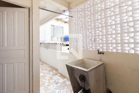 Casa para alugar com 80m², 2 quartos e sem vagaÁrea de serviço