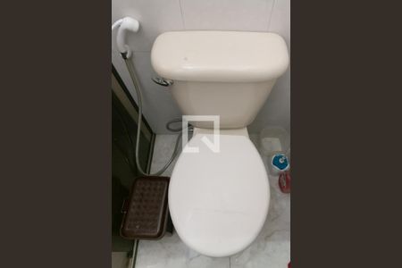 Casa de condomínio à venda com 109m², 3 quartos e 2 vagas Casa de condomínio à venda com 109m², 3 quartos e 2 vagasDetalhe banheiro