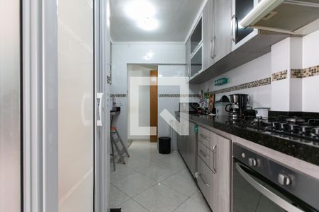 Casa de condomínio à venda com 109m², 3 quartos e 2 vagas Casa de condomínio à venda com 109m², 3 quartos e 2 vagasCozinha - Armários