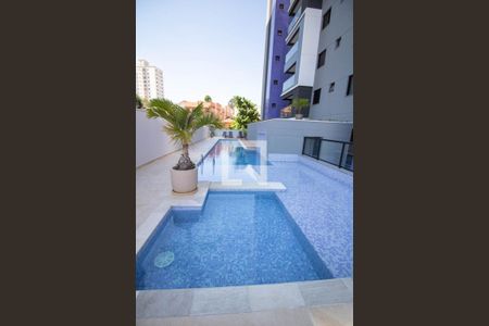Apartamento à venda com 59m², 2 quartos e 2 vagas Apartamento à venda com 59m², 2 quartos e 2 vagasÁrea comum - Piscina