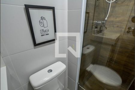 Apartamento à venda com 59m², 2 quartos e 2 vagas Apartamento à venda com 59m², 2 quartos e 2 vagasBanheiro Social