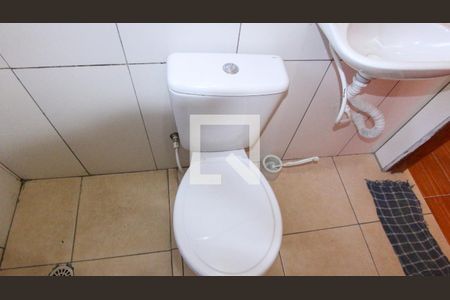 Casa à venda com 52m², 8 quartos e 2 vagasBanheiro 