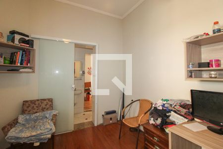 Casa à venda com 110m², 3 quartos e 2 vagasSuíte 