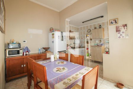 Casa à venda com 110m², 3 quartos e 2 vagasCopa