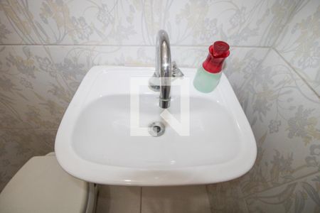 Casa à venda com 110m², 3 quartos e 2 vagasBanheiro Área externa 