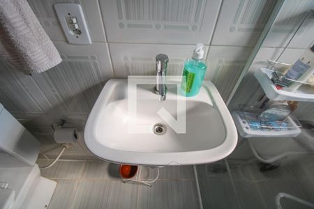 Casa à venda com 110m², 3 quartos e 2 vagasBanheiro Suíte 