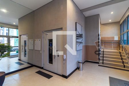 Studio à venda com 27m², 1 quarto e sem vaga Studio à venda com 27m², 1 quarto e sem vagaHall de entrada