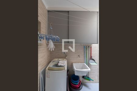 Casa de condomínio à venda com 74m², 2 quartos e 1 vaga Casa de condomínio à venda com 74m², 2 quartos e 1 vagaÁrea de Serviço