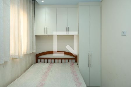 Casa à venda com 185m², 3 quartos e 2 vagasQuarto 2