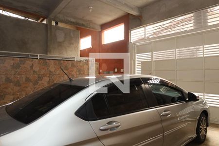 Casa à venda com 185m², 3 quartos e 2 vagasÁrea Externa