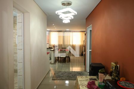 Casa à venda com 185m², 3 quartos e 2 vagasCozinha