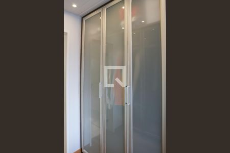 Apartamento à venda com 70m², 2 quartos e 1 vaga Apartamento à venda com 70m², 2 quartos e 1 vagaSuíte