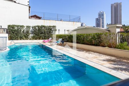 Apartamento à venda com 70m², 2 quartos e 1 vaga Apartamento à venda com 70m², 2 quartos e 1 vagaÁrea comum - Piscina