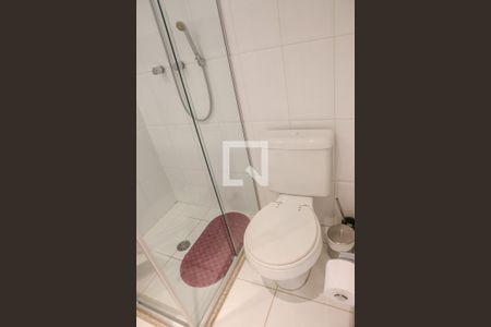 Apartamento à venda com 70m², 2 quartos e 1 vaga Apartamento à venda com 70m², 2 quartos e 1 vagaBanheiro Social