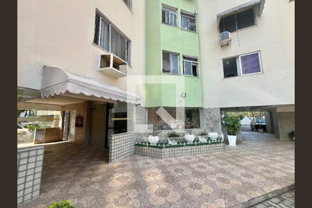 Apartamento à venda com 60m², 3 quartos e 1 vaga Apartamento à venda com 60m², 3 quartos e 1 vagaEntrada