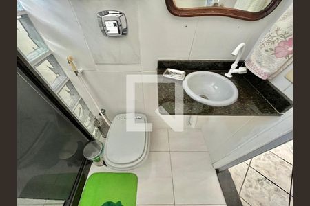 Apartamento à venda com 60m², 3 quartos e 1 vaga Apartamento à venda com 60m², 3 quartos e 1 vagaBanheiro