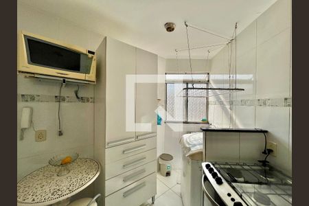 Apartamento à venda com 60m², 3 quartos e 1 vaga Apartamento à venda com 60m², 3 quartos e 1 vagaÁrea de Serviço