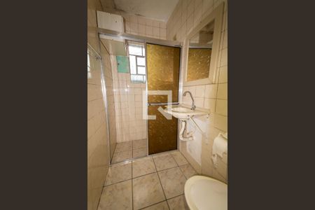 Casa à venda com 130m², 3 quartos e 2 vagas Casa à venda com 130m², 3 quartos e 2 vagasBanheiro de Serviço