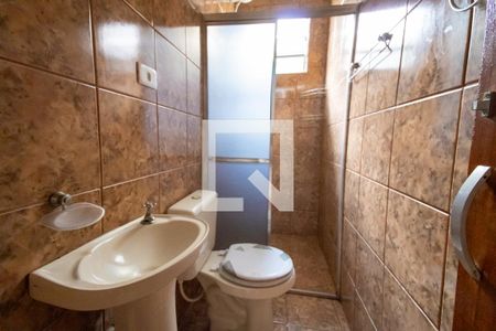 Casa à venda com 130m², 3 quartos e 2 vagas Casa à venda com 130m², 3 quartos e 2 vagasBanheiro