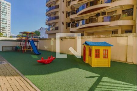 Apartamento à venda com 80m², 3 quartos e 1 vagaÁrea Comum - Playground