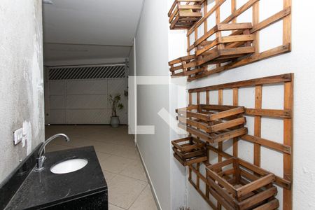 Apartamento para alugar com 80m², 2 quartos e 1 vagaÁrea de Serviço