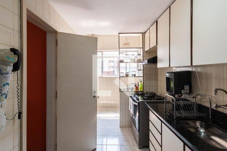 Apartamento à venda com 77m², 2 quartos e 2 vagasCozinha