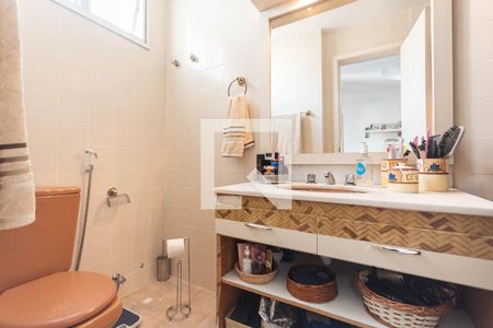 Apartamento à venda com 77m², 2 quartos e 2 vagasBanheiro Suíte