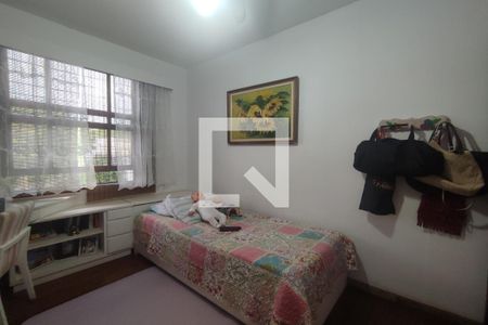 Casa à venda com 229m², 4 quartos e 3 vagas Casa à venda com 229m², 4 quartos e 3 vagas2º Pav - Quarto 2
