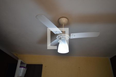 Casa à venda com 120m², 5 quartos e 2 vagasEdícula - Quarto 2 Suíte Detalhe