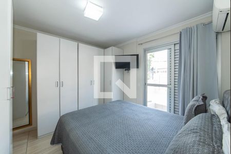 Casa à venda com 136m², 3 quartos e 2 vagas Casa à venda com 136m², 3 quartos e 2 vagasSuíte