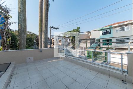 Casa à venda com 136m², 3 quartos e 2 vagas Casa à venda com 136m², 3 quartos e 2 vagasVaranda da Suíte