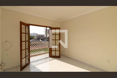 Casa à venda com 143m², 3 quartos e 4 vagas Casa à venda com 143m², 3 quartos e 4 vagasSuíte