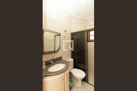 Casa à venda com 143m², 3 quartos e 4 vagas Casa à venda com 143m², 3 quartos e 4 vagasBanheiro 2