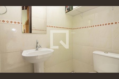 Casa à venda com 143m², 3 quartos e 4 vagas Casa à venda com 143m², 3 quartos e 4 vagasLavabo