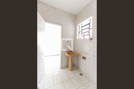 Casa para alugar com 150m², 5 quartos e sem vaga Casa para alugar com 150m², 5 quartos e sem vagaBanheiro